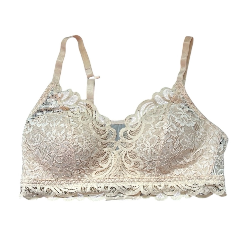 Bali Women’s Lace Bralette Bras color cream like new size Small
